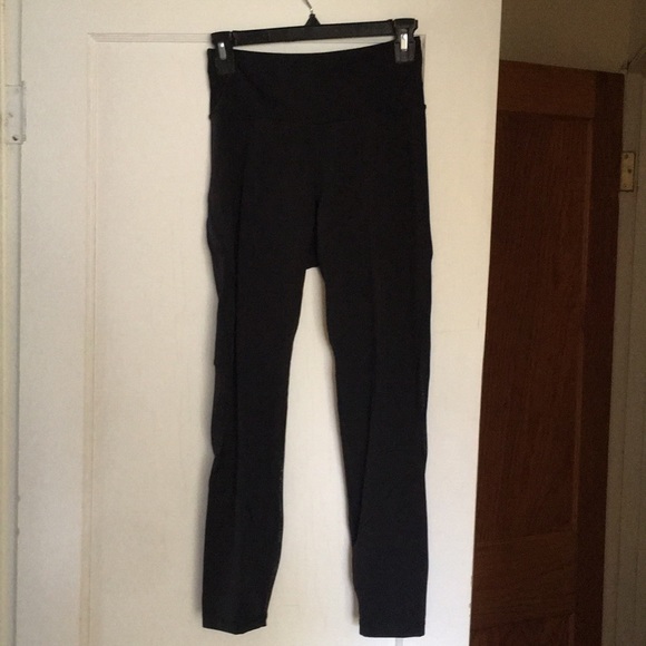 lululemon leggings with mesh dotted paneling - Picture 2 of 5